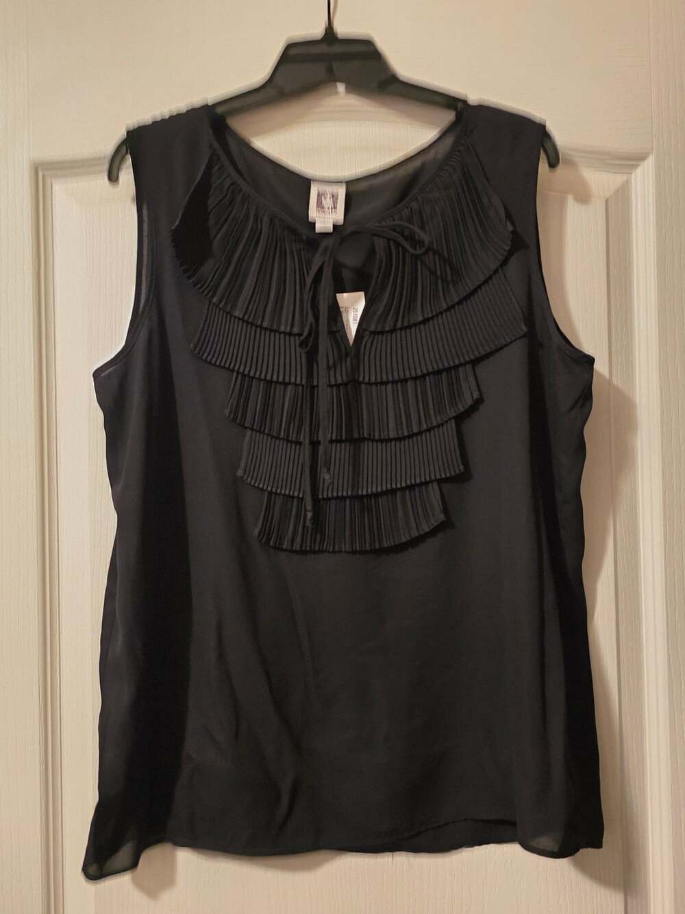 NWT Anne Klein Black Ruffled Pleated Bib Sleeveless Blouse Top Size 10